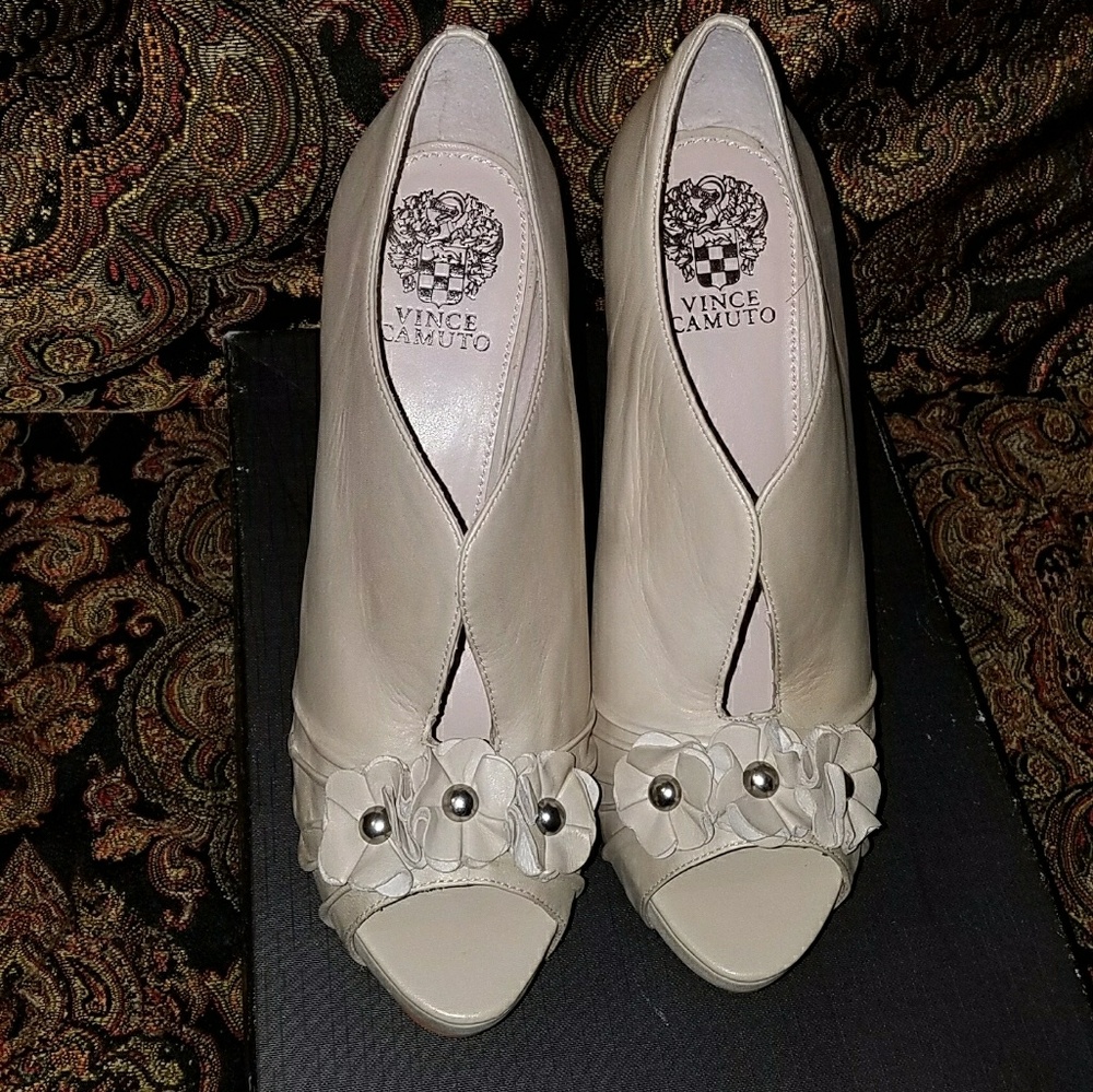 Vince Camuto Madeline Shoes